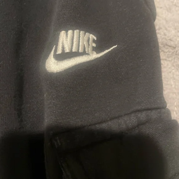 Nike Black Cargo Joggers Size Medium - Picture 2 of 8